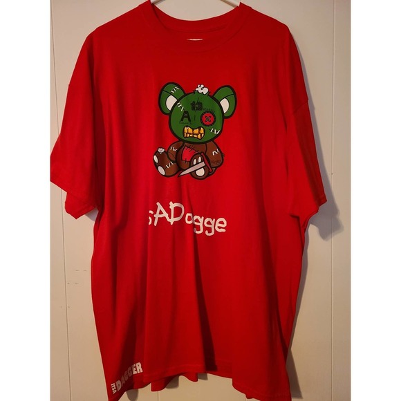 It's A Dagger Men's Red 100% Cotton Short Sleeve T-Shirt Size 2XL (VA1) - Picture 1 of 5